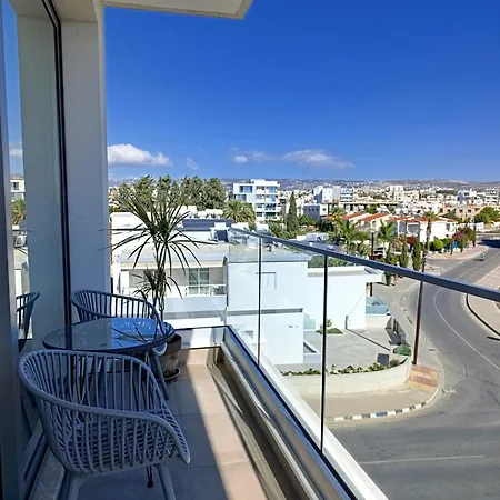 Blue Oasis * פאפוס