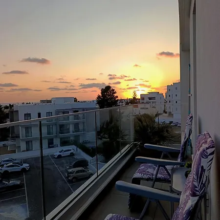 Blue Oasis דירה *